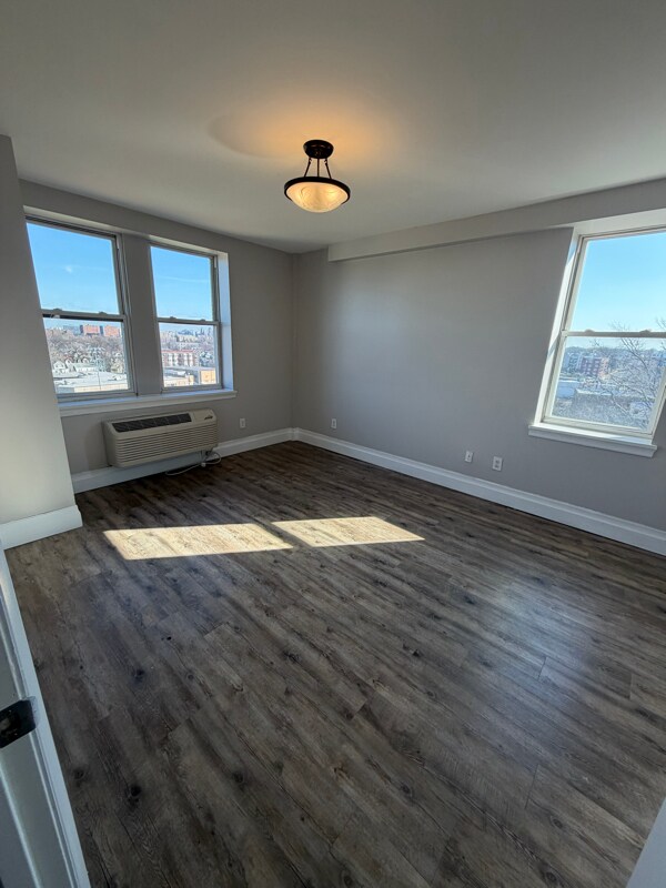 Photo - 106 N Grove St Unidad 707