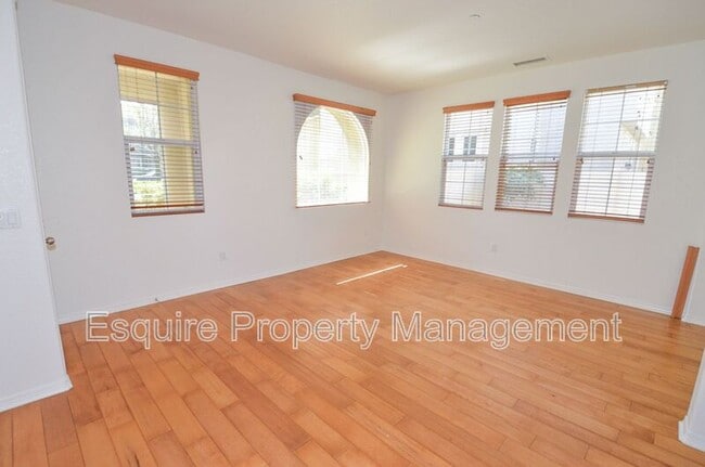 Photo - 3055 Nimes Ln