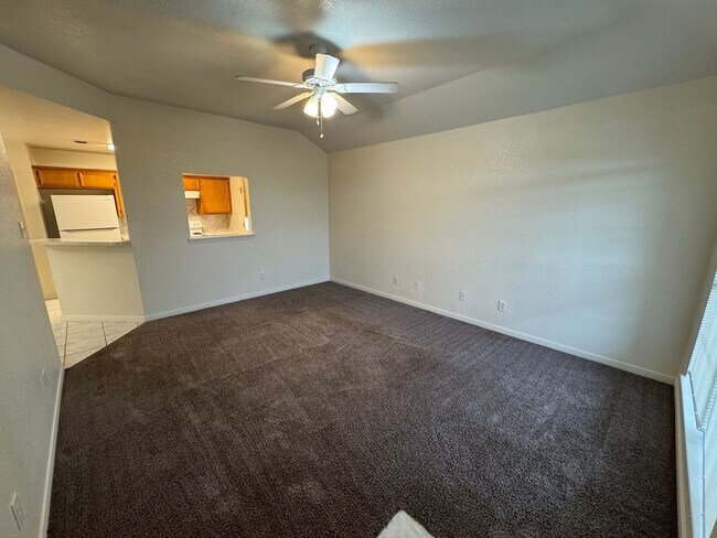 3205 Dannen Ct Unit B