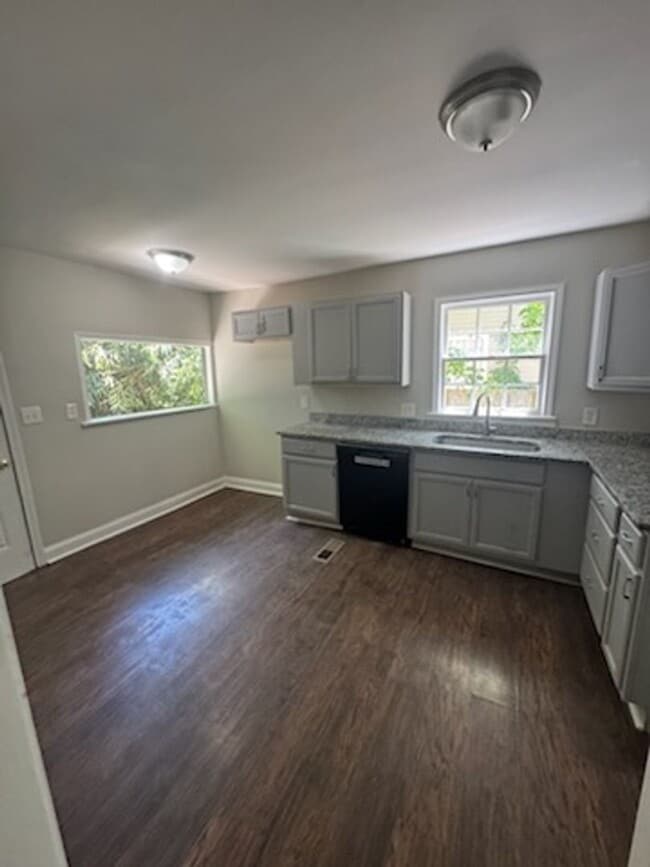 Spacious 3-Bedroom Home with 1-Car Garage - Spacious 3-Bedroom Home with 1-Car Garage
