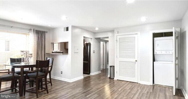 Photo - 705 Brandywine St SE Unidad 101