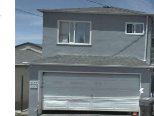 Garage not for this unit-no parking - 2639 38th Ave Rental
