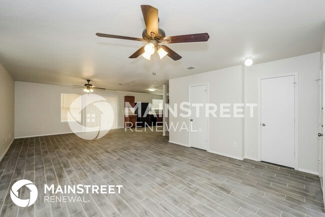 Photo - 8641 Hawkview Dr