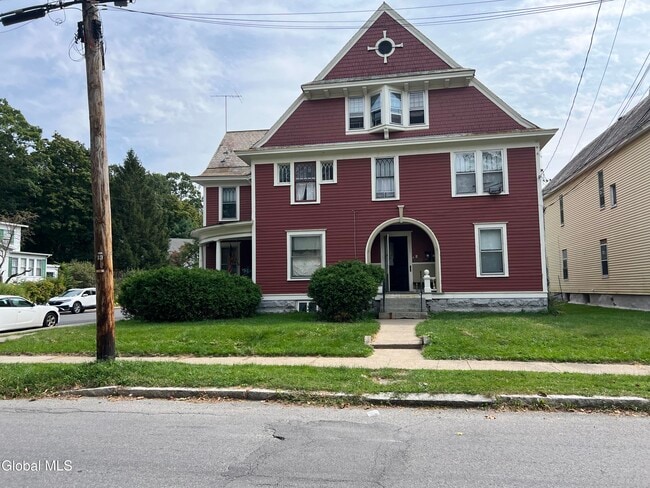 Building Photo - 1084 Wendell Ave Unit 1 Rental