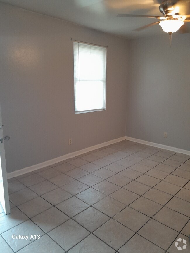 Building Photo - 8020 Haney Dr Unit Demetria Rental