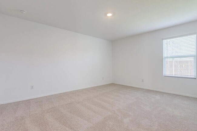 Photo - 7904 Gilbert St