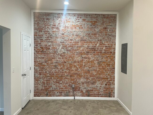 Photo - 1825 N 3rd St