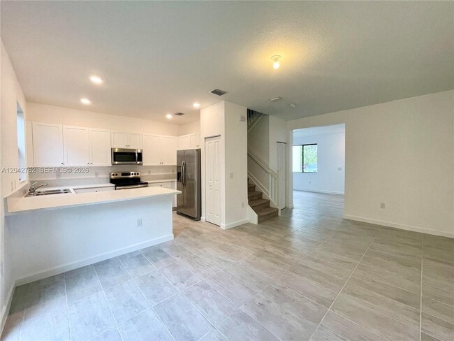 Photo - 307 NE 208th Terrace