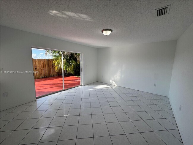 Photo - 11367 SW 161st Pl