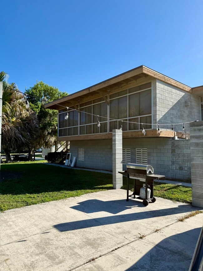 Photo - 160 N Lakeview Dr Unidad #2