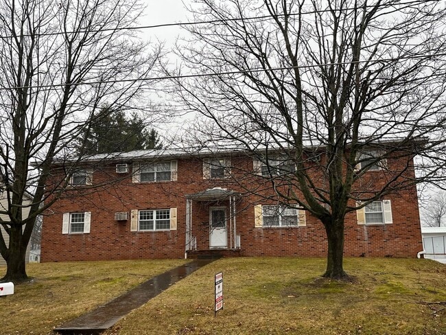 Building Photo - 1110 Columbus Cir N Unit 1114