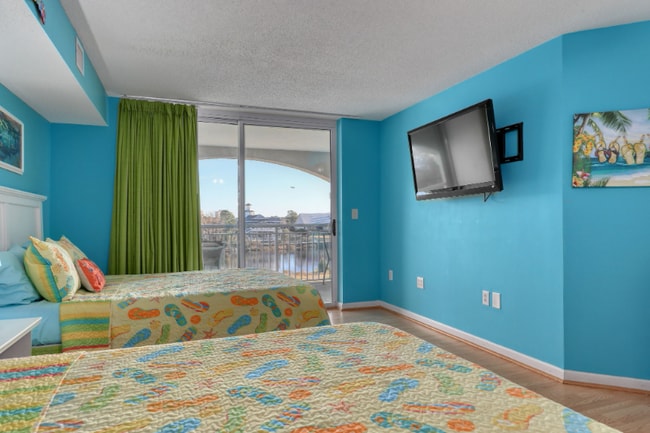 Photo - 2151 Bridge View Ct Unit 3-302B