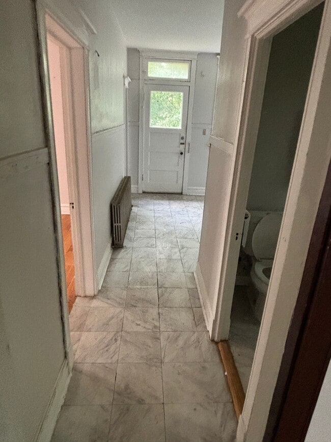 Photo - 708 W 61st Pl Unit 2