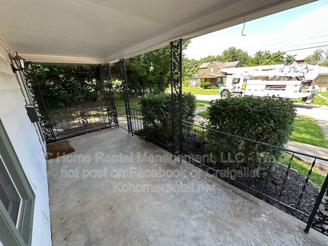 Photo - 4045 S Minnie St