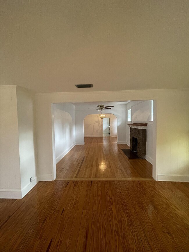 Photo - 2501 Oberlin Ave