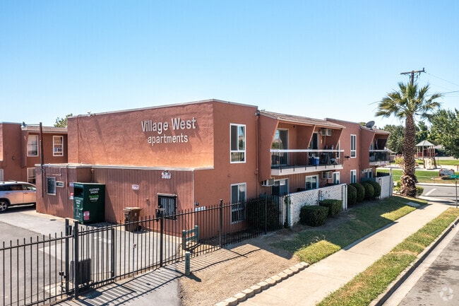 The Village West Apartments - The Village West Apartments Unidad COMINGSOON