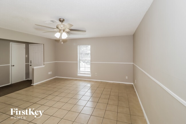 Photo - 1805 Japonica Ln