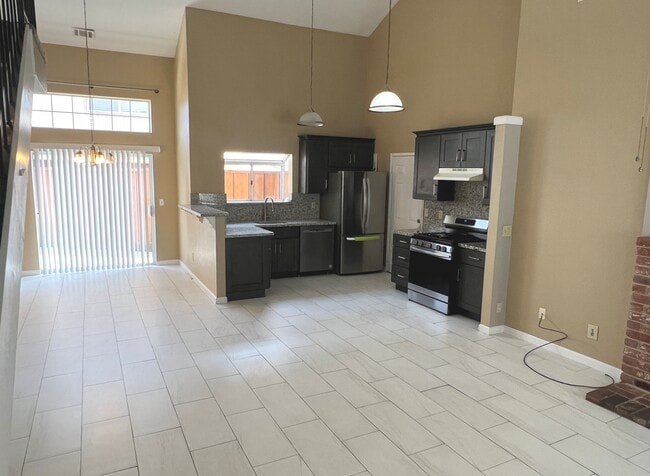 Photo - 5354 Meadow Wood Ln