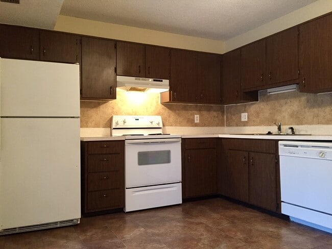 Photo - 2 Bed 1.5 Bath two story condo.