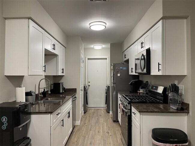 Photo - 5004 Mashie Cove