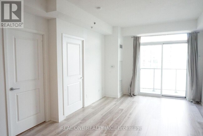 Photo - 195 Bonis Ave Unité 2106