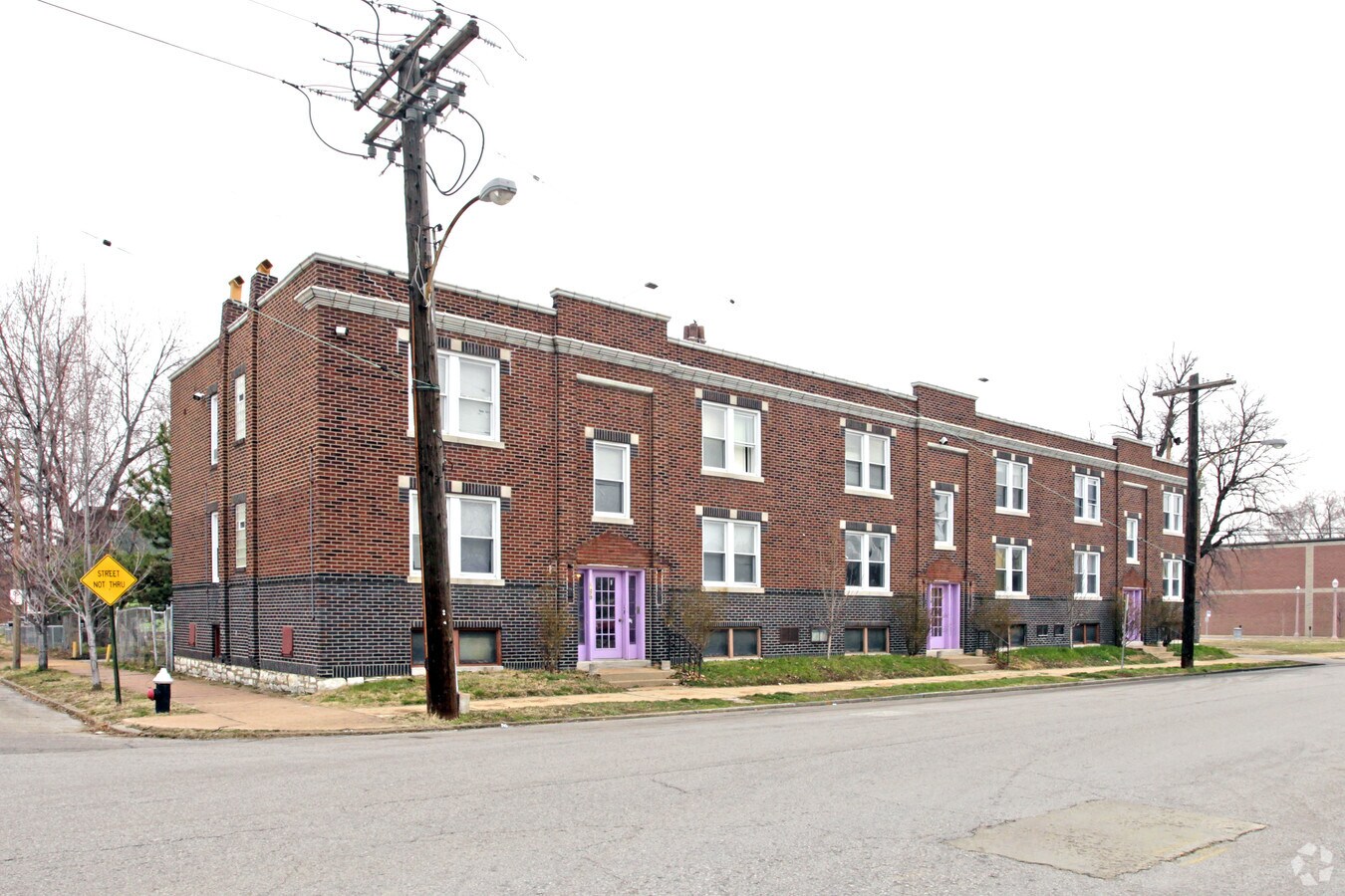 Photo - 1115-1123 S Newstead Ave Apartments