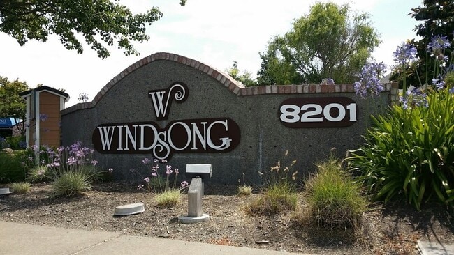 Photo - 3 Bedroom M Section Condo FOR RENT !