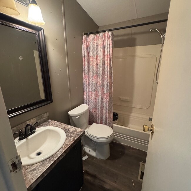 Photo - 2021 N Battlebell Rd