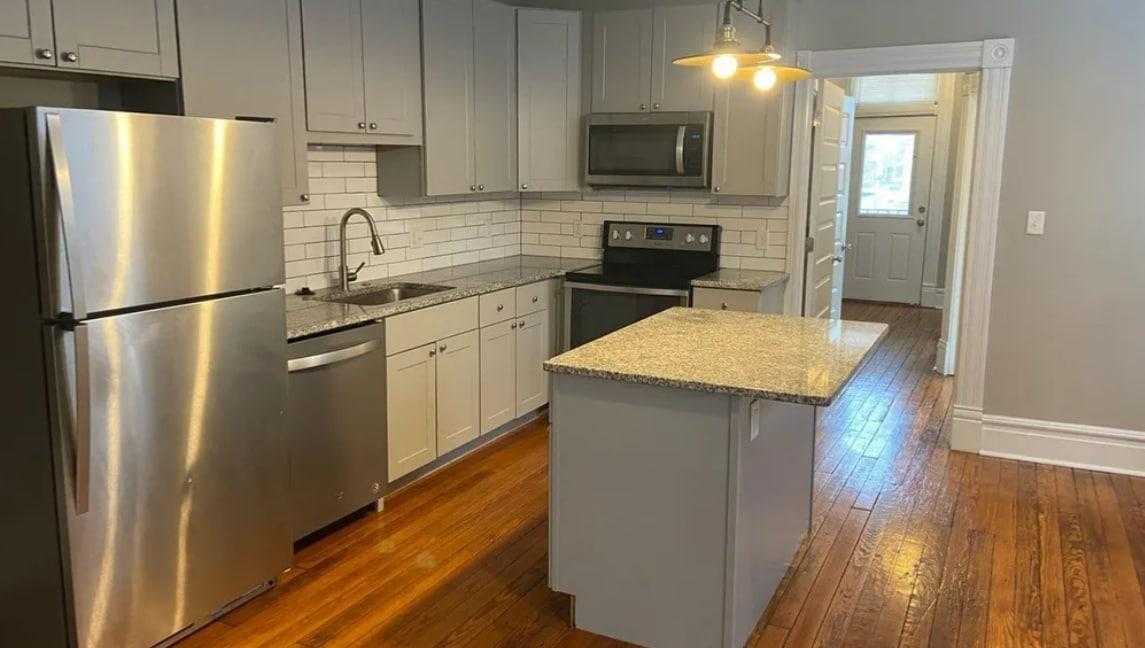 Photo - 4370 Chouteau Ave