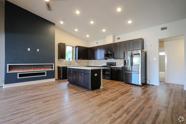 Building Photo - 13257 Bridgeview Ln Rental