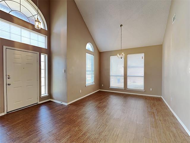 Photo - 110 Meadow Ct