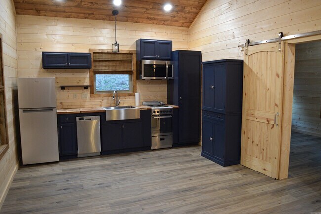 Photo - 86 Donham Dr