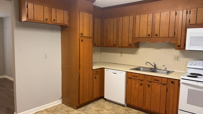731 W Marion St Unit 731 W Marion Street Unit B