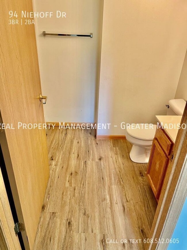 Photo - 94 Niehoff Dr