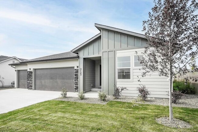 Building Photo - 3 Bed / 2 Bath Kuna, ID