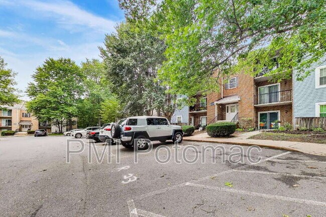 18310 Streamside Dr Unit 203