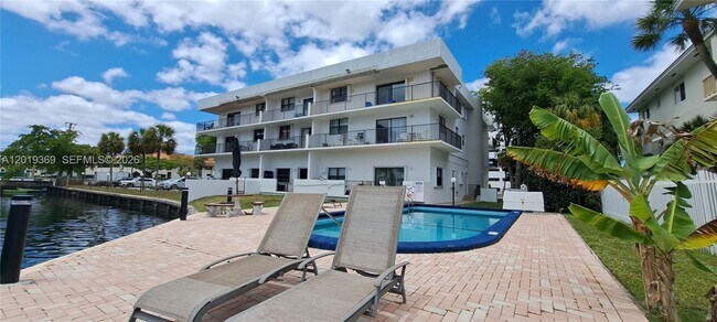 Photo - 1900 Diana Dr Unit 3E