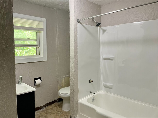 Photo - 687 Storer Ave