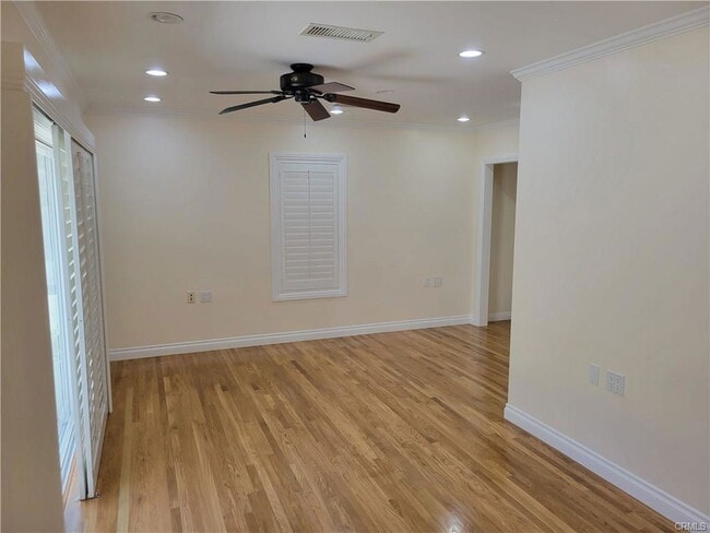 Photo - 7700 Mason Ave