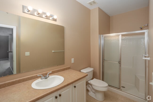 2BR, 2BA - 1,281SF - Bathroom