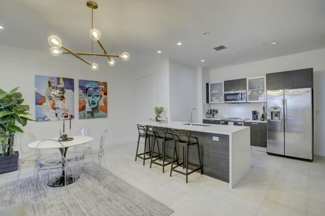 Photo - 1045 NE 18th Ave