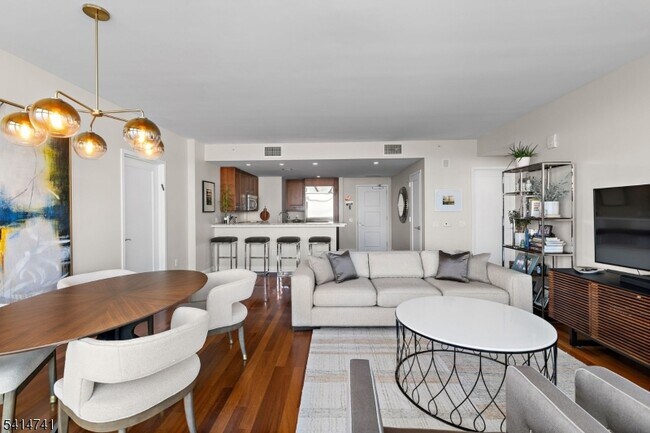 Photo - 8100 River Rd Unit 1115