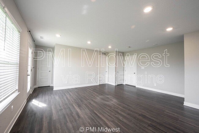 7278 Zanesville Rd