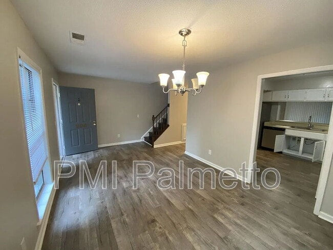 Photo - 33 Chestnut Ferry Rd Unidad 106