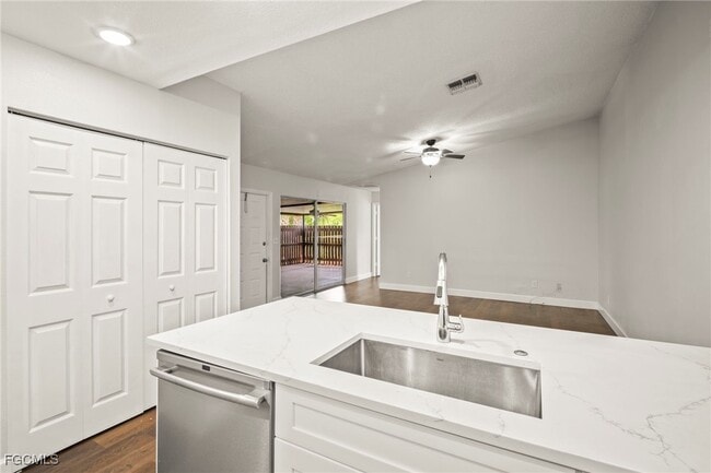 Photo - 15524 Crystal Lake Dr