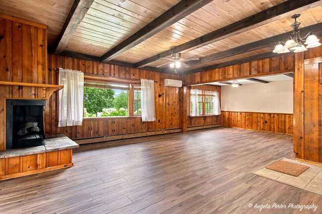 Photo - 38624 N Miller Rd