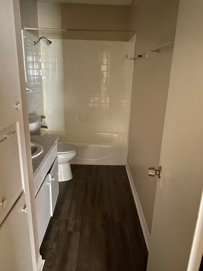 Photo - 402 Willett Place Blvd Apartamentos Unidad 402