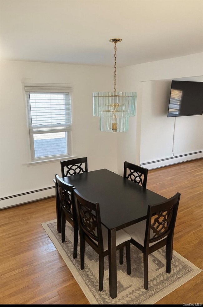 Photo - 149-21 82nd St