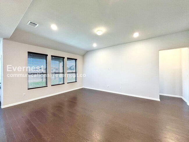 Photo - 102 Santo Spirit Road