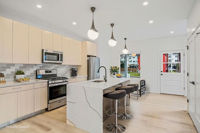 Photo - 24 Skillman St Unit Lower